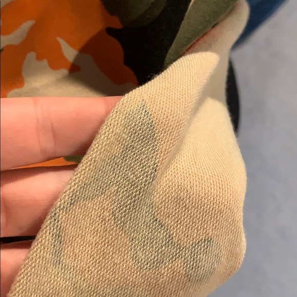 SUPERDOWN crop top - Picture 5 of 6